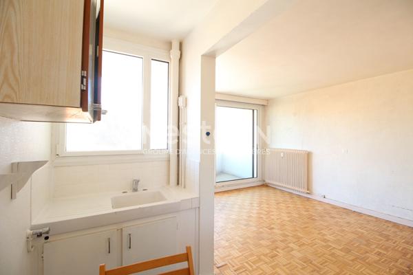 Appartement 1 pièce à vendre à Massy - Vieux Massy, idéal primo-accédant