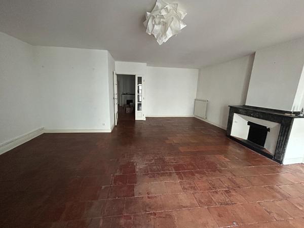 APPARTEMENT à Vendre Centre ville de CARCASSONNE