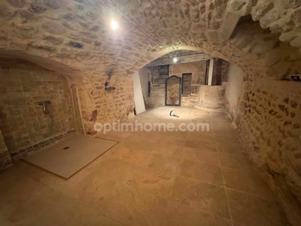 Immeuble 240m2 à SAINT REMY DE PROVENCE