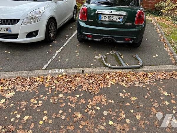 Appartement de 4 pièces de 95.58 m² (loi carrez) avec 1 cave, 2 garages en sous-sol et un emplacemen