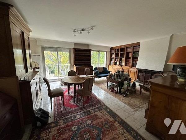 Appartement de 4 pièces de 95.58 m² (loi carrez) avec 1 cave, 2 garages en sous-sol et un emplacemen