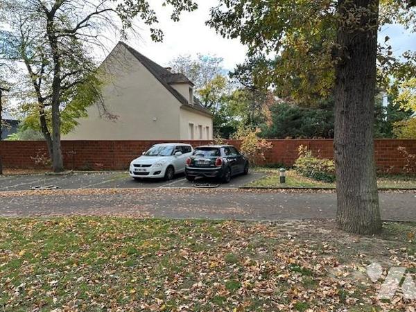 Appartement de 4 pièces de 95.58 m² (loi carrez) avec 1 cave, 2 garages en sous-sol et un emplacemen