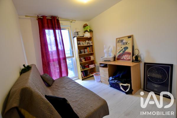 Location appartement 3 pièces 67,59 m² Mantes-la-Jolie