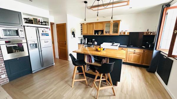 Belle maison familiale avec double séjour Cannes Écluse