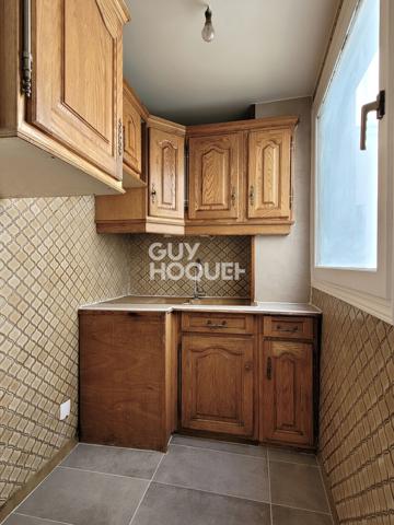 Local commercial + appartement à vendre - 93.53 m² - Lorette/Martyrs