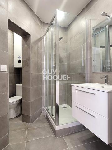 Local commercial + appartement à vendre - 93.53 m² - Lorette/Martyrs
