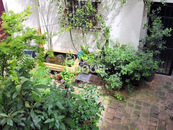 Local commercial + appartement à vendre - 93.53 m² - Lorette/Martyrs
