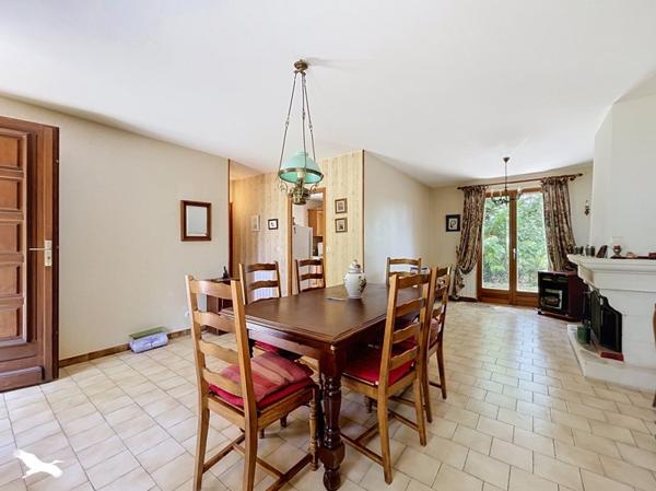 Maison à vendre 166 625 € Saint-Pierre-de-Chignac 3 p 65 m² DPE D