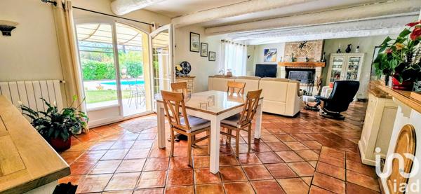 Maison à vendre 6 pièces 160 m² Roquebrune-sur-Argens