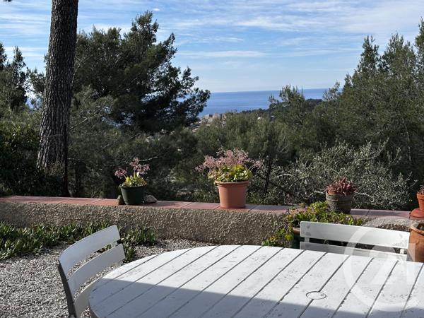 Maison à vendre  6 pièces - 114 m2 CARQUEIRANNE - 83