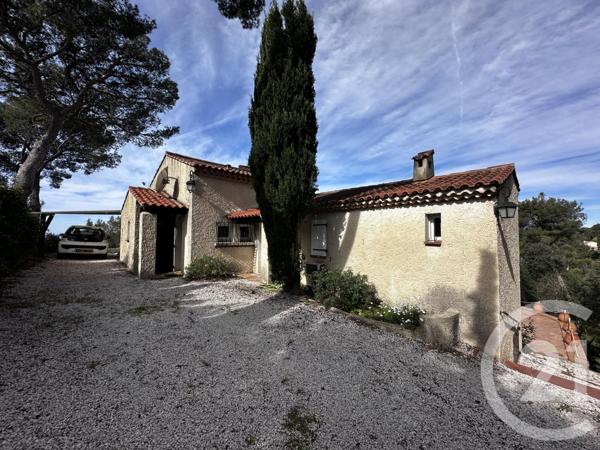 Maison à vendre  6 pièces - 114 m2 CARQUEIRANNE - 83
