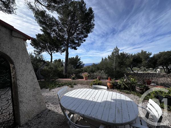 Maison à vendre  6 pièces - 114 m2 CARQUEIRANNE - 83