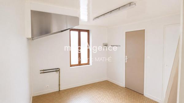 Immeuble à BAR-SUR-SEINE, 10110 - 81m²