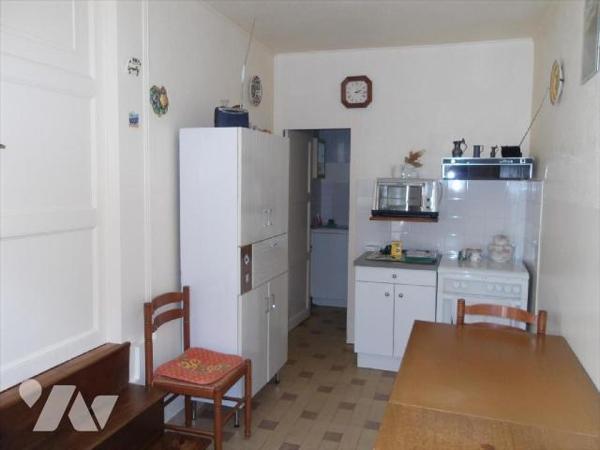 CULAN (18) Cher, A vendre au sein du quartier historique une charmante maison de famille de 124...