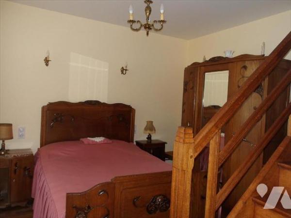 CULAN (18) Cher, A vendre au sein du quartier historique une charmante maison de famille de 124...