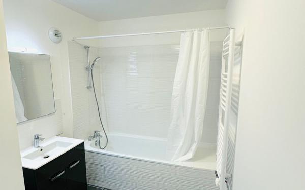 Appartement à louer    1 pièce •  Livry-Gargan