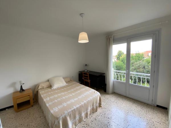 Appartement T4 dans un quartier prisé de Béziers 🌟