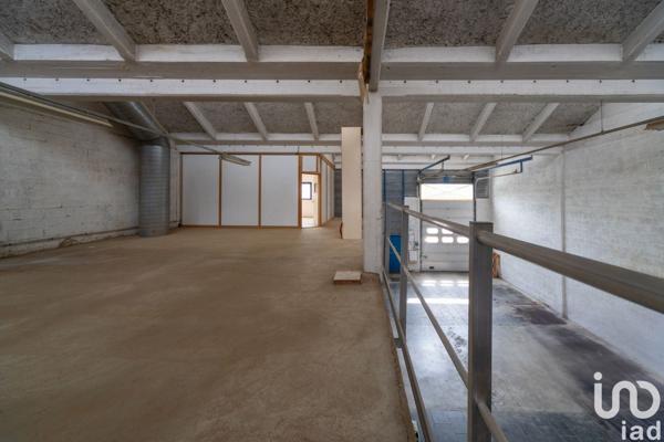 Atelier à vendre 1 200 m² Mantes-la-Ville