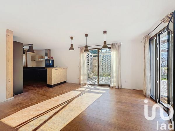 Maison traditionnelle 4 pièces de 91 m² à Boëge (74420)