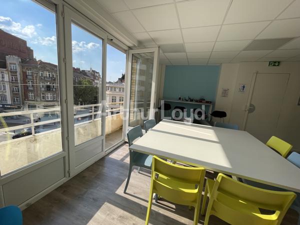 Bureaux à vendre ou à louer Lille centre espaces rénovés balcon lumineux