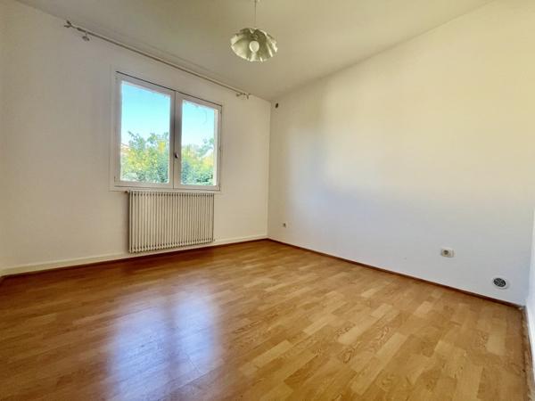 Maison à vendre |  L'Isle-Jourdain |  5 pièces | 89 m²