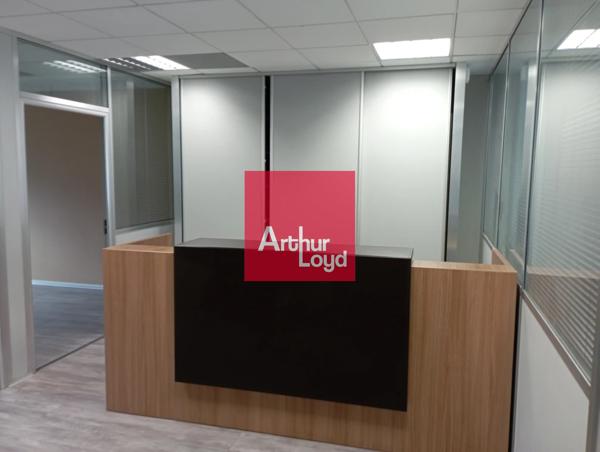 BUREAUX A LOUER 3ème ETAGE - EUROPOLE 89 m²