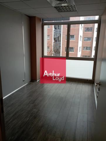 BUREAUX A LOUER 3ème ETAGE - EUROPOLE 89 m²