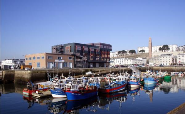 A VENDRE PLATEAU DE BUREAUX M² PORT DE COMMERCE