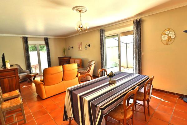 Maison Pia 5 pièce(s) 159 m2