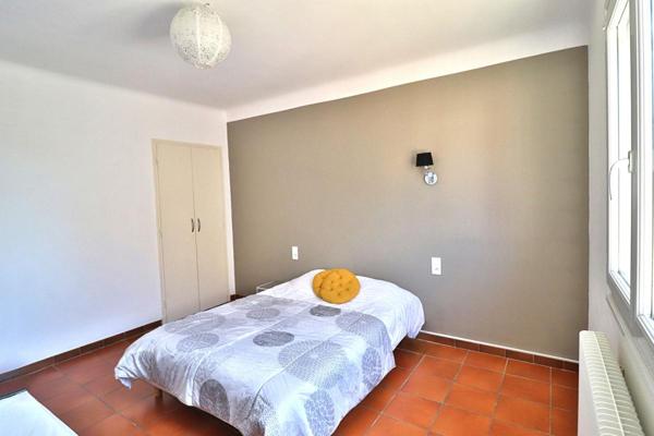 Maison Pia 5 pièce(s) 159 m2