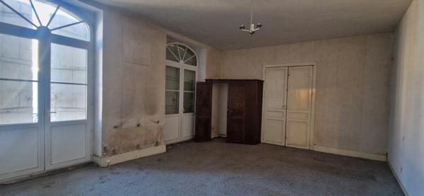 Appartement à vendre 8 pièces Cazaubon (32)