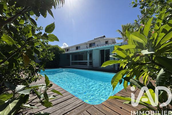 Maison à vendre 6 pièces 130 m² L'Étang-Salé