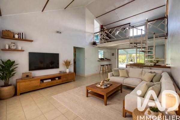 Maison à vendre 6 pièces 130 m² L'Étang-Salé