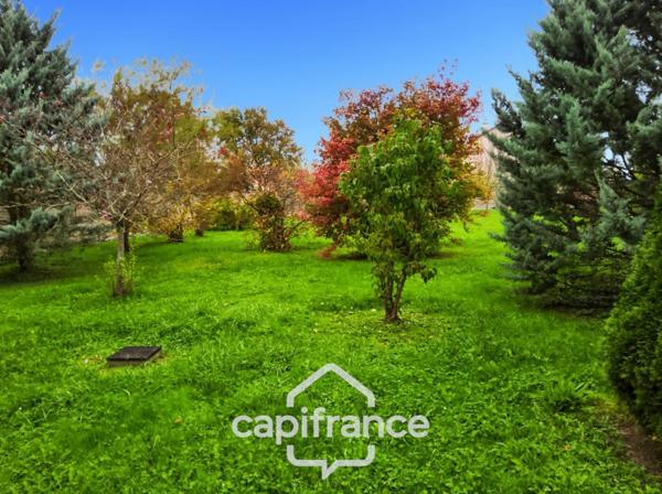 Un bien rare : ferme bressane de caractère, héritière d’un prestigieux passé, au cœur de la Bresse verdoyante de 7 pieces sur 120 m² habitable