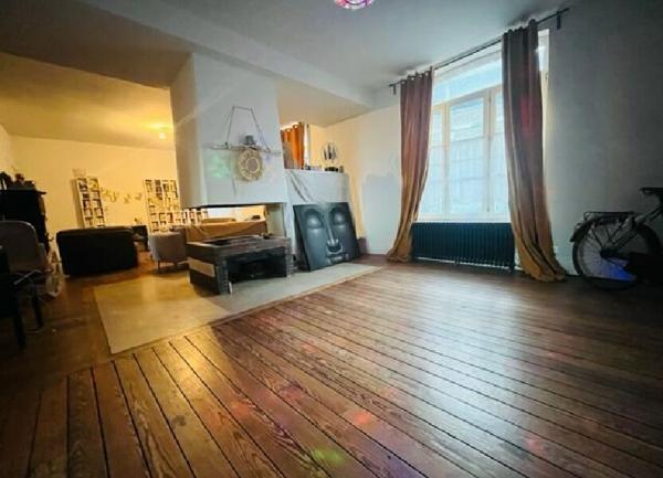 Maison à vendre    7 pièces •  Laon