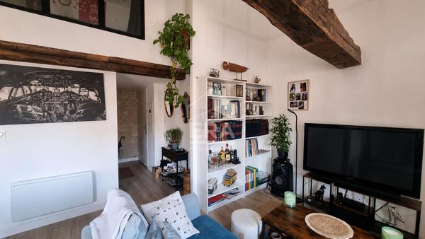 Appartement atypique de 2 pièces en plein coeur de Saintes