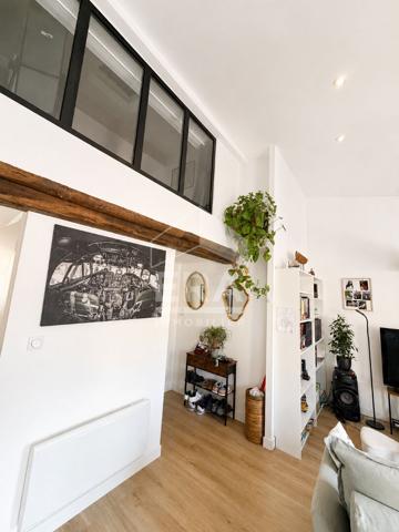 Appartement atypique de 2 pièces en plein coeur de Saintes