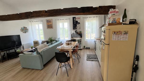 Appartement atypique de 2 pièces en plein coeur de Saintes
