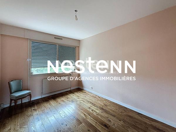 Grand Appartement T4 avec Terrasse Cave Place Curial - 69500 BRON