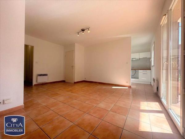 Appartement à louer 3 pièces 51.98m² Sorgues (84700)