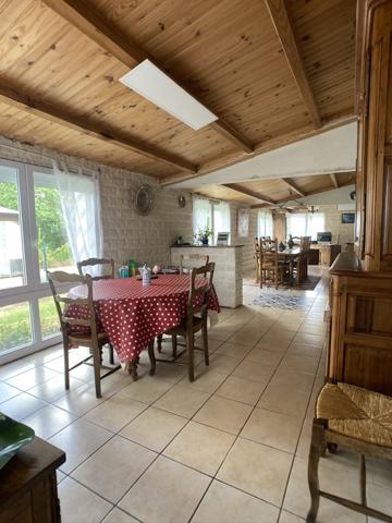 Maison de 191 m² avec piscine – à proximité de Saint-Gilles-Croix-de-Vie