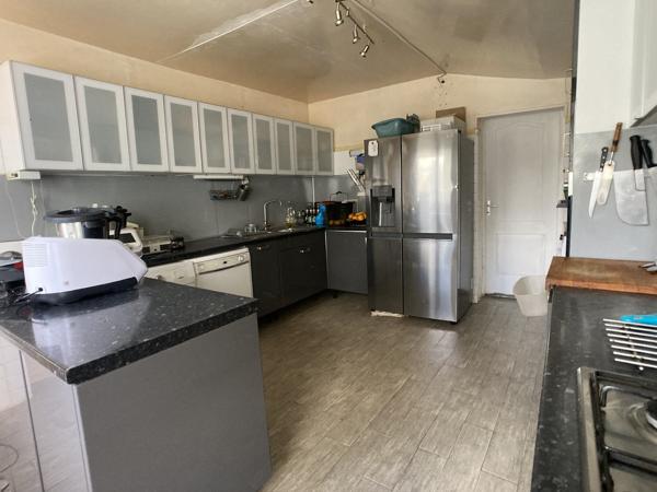 Maison de 191 m² avec piscine – à proximité de Saint-Gilles-Croix-de-Vie