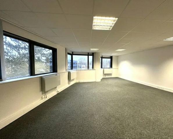BUREAUX à VENDRE de 229.49 m²