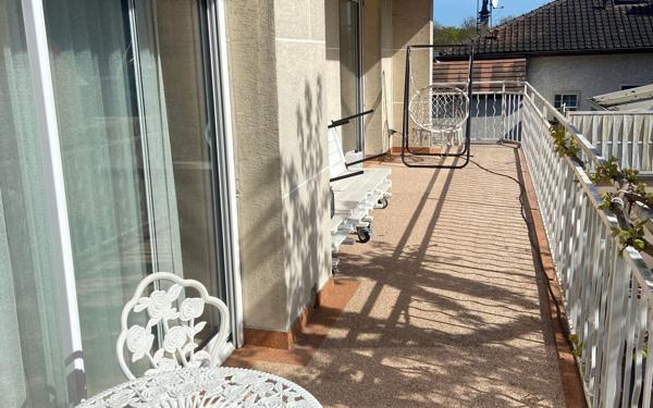 Maison à vendre    11 pièces • 233 m2 Ris-Orangis