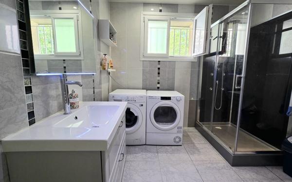 Maison à vendre    11 pièces • 233 m2 Ris-Orangis