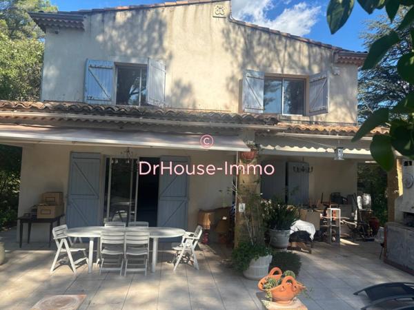 Maison à vendre 6 pièces de 212 m²