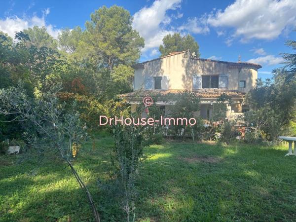 Maison à vendre 6 pièces de 212 m²