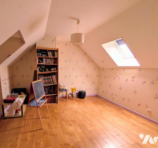 Maison Familiale - 4 chambres - Véranda - Garage -  Terrain 559m²