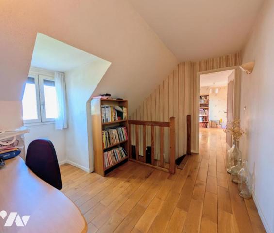 Maison Familiale - 4 chambres - Véranda - Garage -  Terrain 559m²