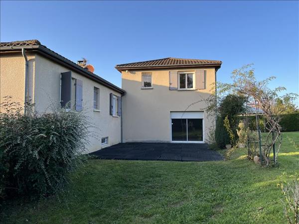 Maison à vendre |  Saint-Junien |  8 pièces | 166 m²
